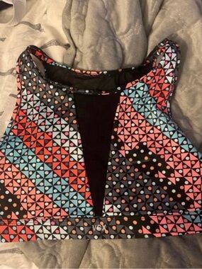 Victoria's Secret VSX Geometric Print Sports Bra - Coral, Teal, Black